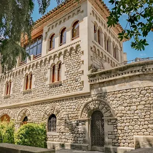 Severi Casa Con Historia En , Besalú España